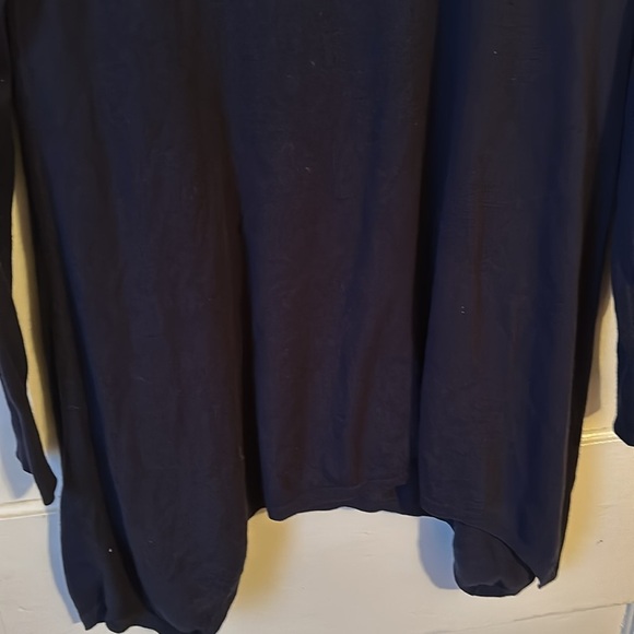 H&M Navy sweater size large - Picture 2 of 3